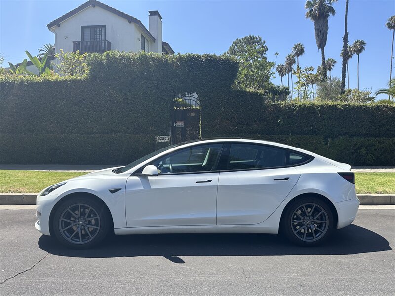 tesla model 3 2020 5YJ3E1EA7LF740379 image tesla model 3 2020 5YJ3E1EA7LF740379 image